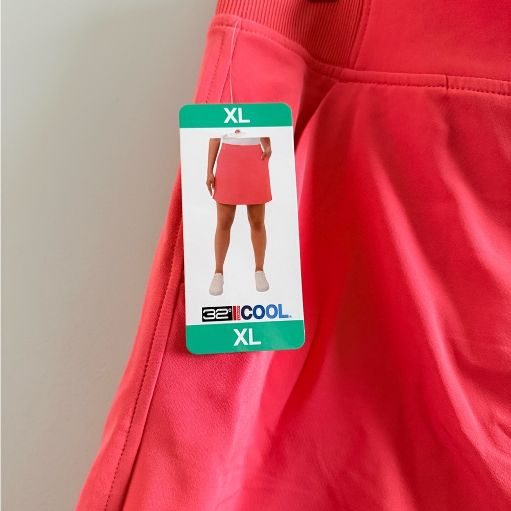 32 Degrees Red Mini Skort - Picture 2 of 7